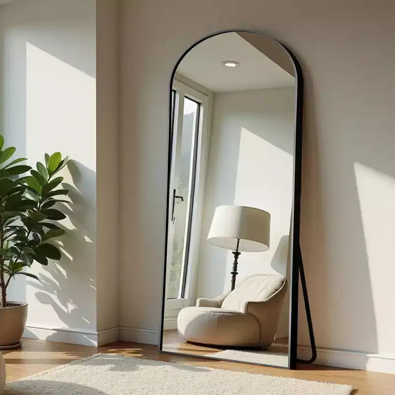 Miroir décoratif mural arqué à cadre métallique moderne Dovelina