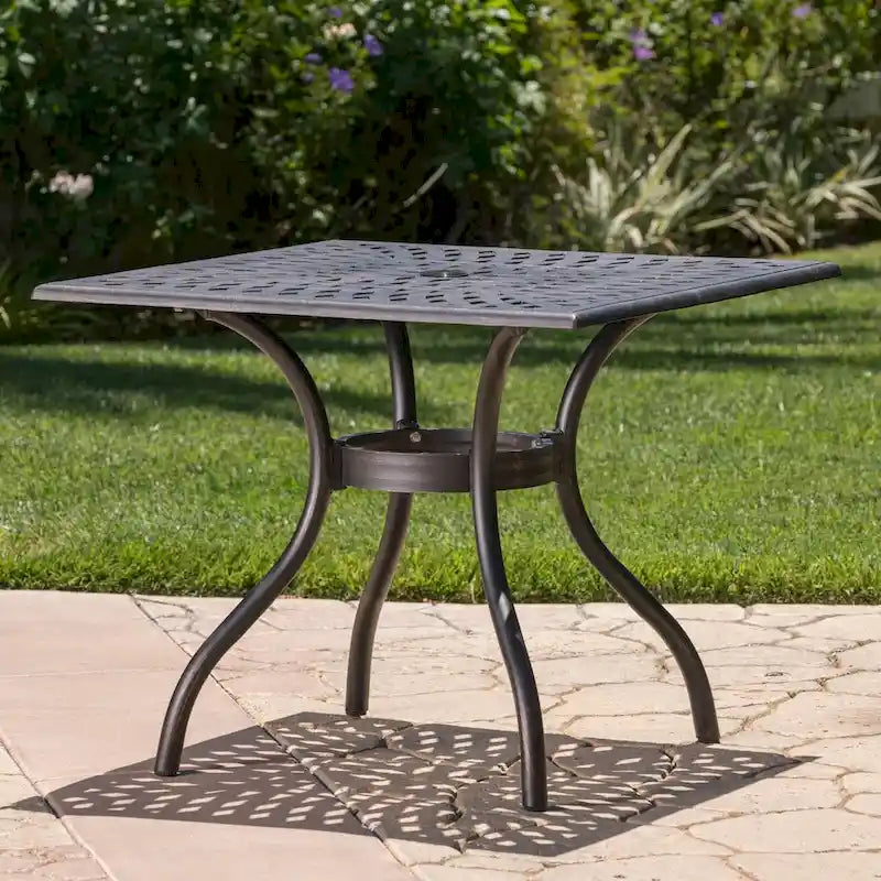 Ensemble de salle à manger carré 5 pièces en fonte d'aluminium Austin Outdoor par Christopher Knight Home