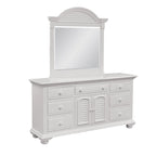 Commode triple et miroir Beachcrest (en option)