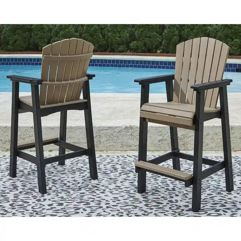 Ensemble de salle à manger d'extérieur 3 pièces Signature Design by Ashley Fairen Trail noir/bois flotté – 45,13 L x 45,13 P x 42 H