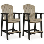 Ensemble de salle à manger d'extérieur 3 pièces Signature Design by Ashley Fairen Trail noir/bois flotté – 45,13 L x 45,13 P x 42 H