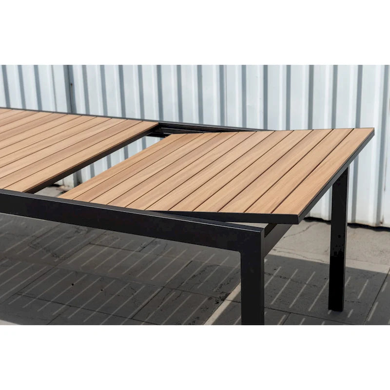 Ensemble de salle à manger d'extérieur Amazonia Petherson en aluminium et résine