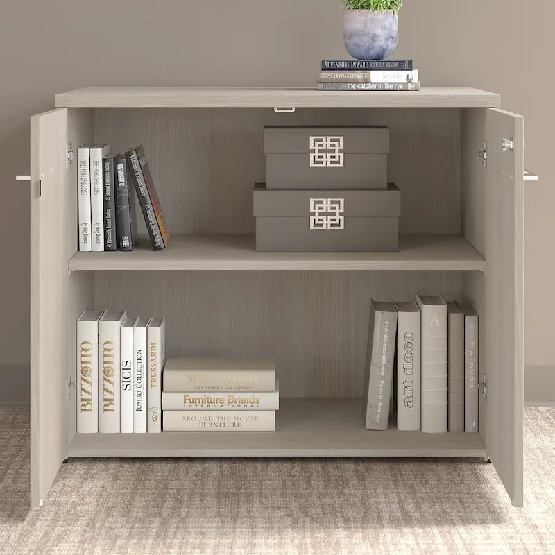 Armoire de rangement à 2 portes de 36 po Office 500 de Business Furniture