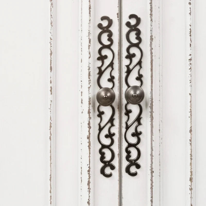 Armoire Blanc Antique Magnolia Manor