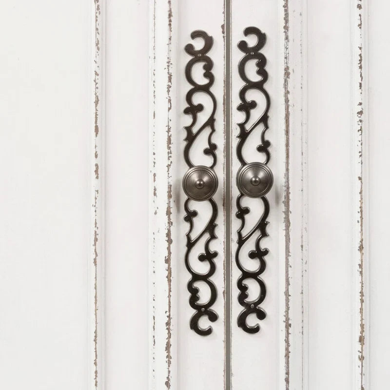 Armoire Blanc Antique Magnolia Manor
