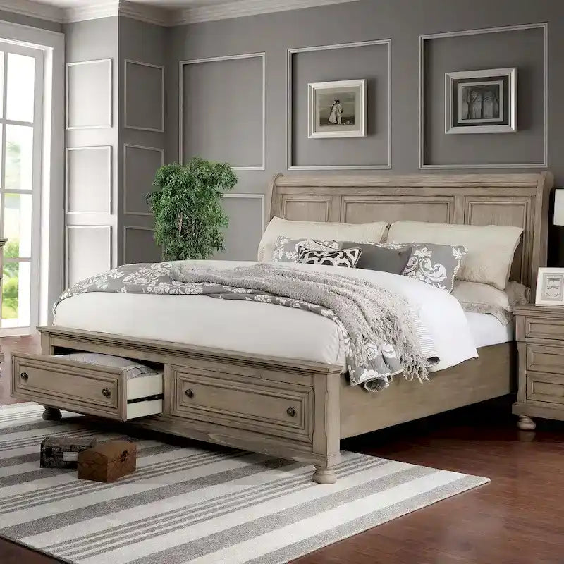 Ensemble de chambre à coucher 3 pièces Nahkohe avec rangement, lit traîneau en bois gris de transition et USB par Furniture of America