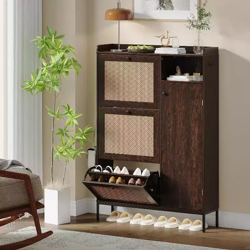 Meuble à chaussures autoportant en rotin couleur bois naturel avec 3 tiroirs basculants, Organisateur autoportant avec étagères réglables pour entrée, couloir