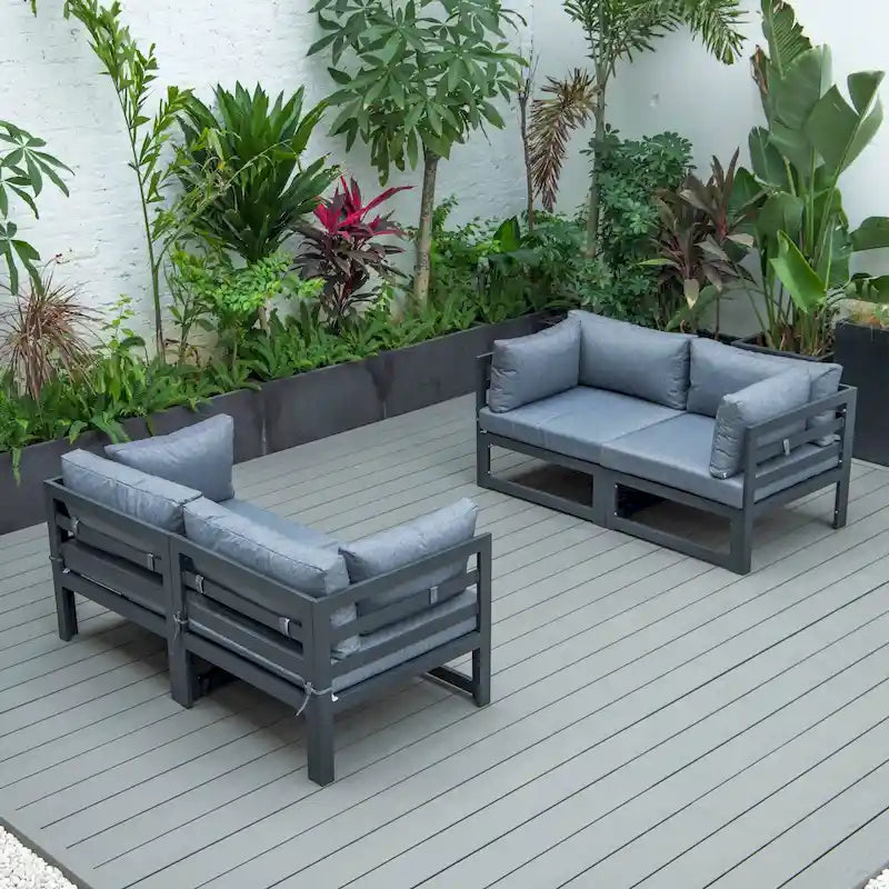 LeisureMod Chelsea Ensemble de canapé sectionnel 4 pièces en aluminium noir avec coussins pour patio