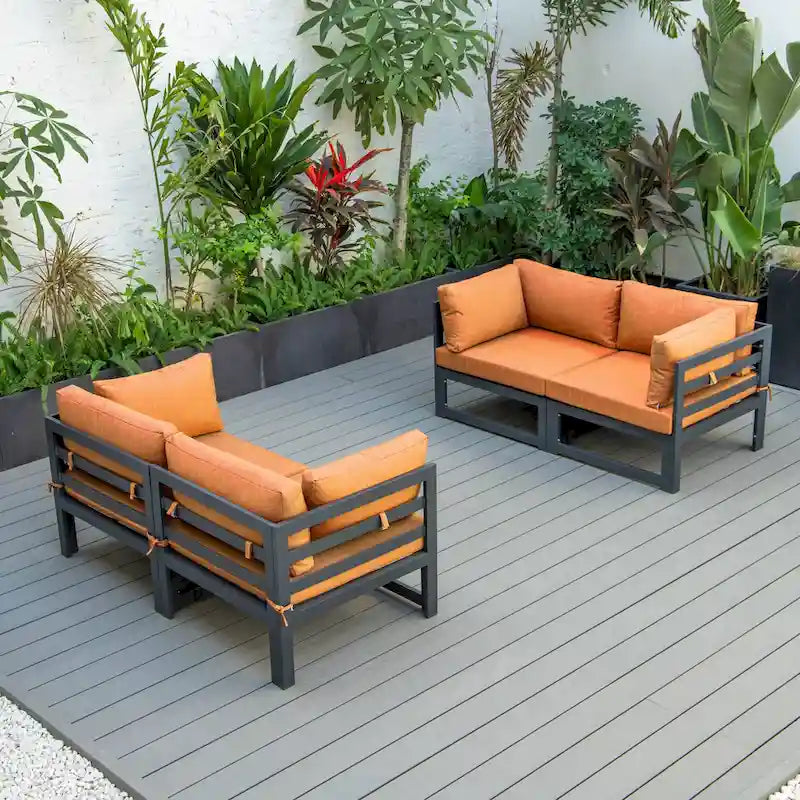 LeisureMod Chelsea Ensemble de canapé sectionnel 4 pièces en aluminium noir avec coussins pour patio