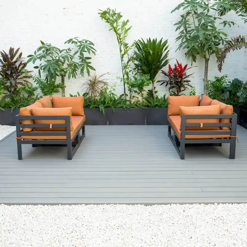 LeisureMod Chelsea Ensemble de canapé sectionnel 4 pièces en aluminium noir avec coussins pour patio