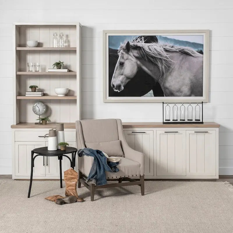 Buffet Fairview III en bois massif brun clair et blanc avec 4 portes - 73L x 17P x 32H