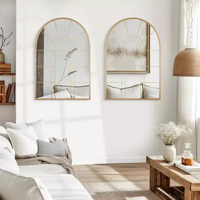 Miroir mural décoratif Dovelina 41L x 28l en forme de fenêtre arquée avec cadre en métal pour salon, entrée, chambre à coucher Noir/Doré