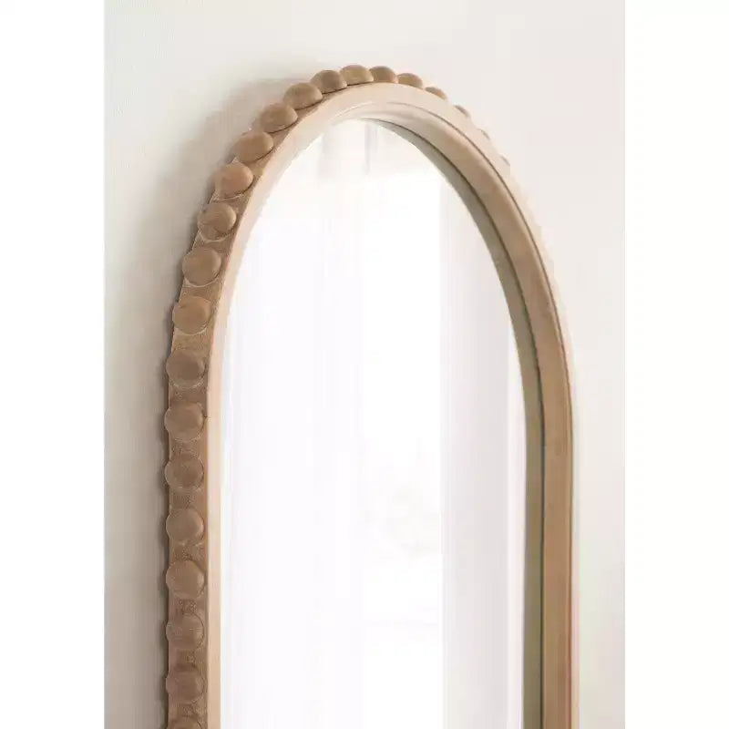 Miroir mural arqué Beadbrook 20x30 par Kate & Laurel All Things Decor