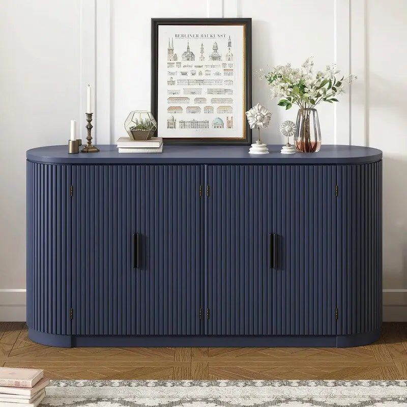 Armoire de rangement à portes rayées verticales avec poignées en métal, étagères réglables
