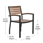 Table en teck synthétique carrée de 36 po avec cadre en acier noir, trou pour parasol et 4 fauteuils de club.