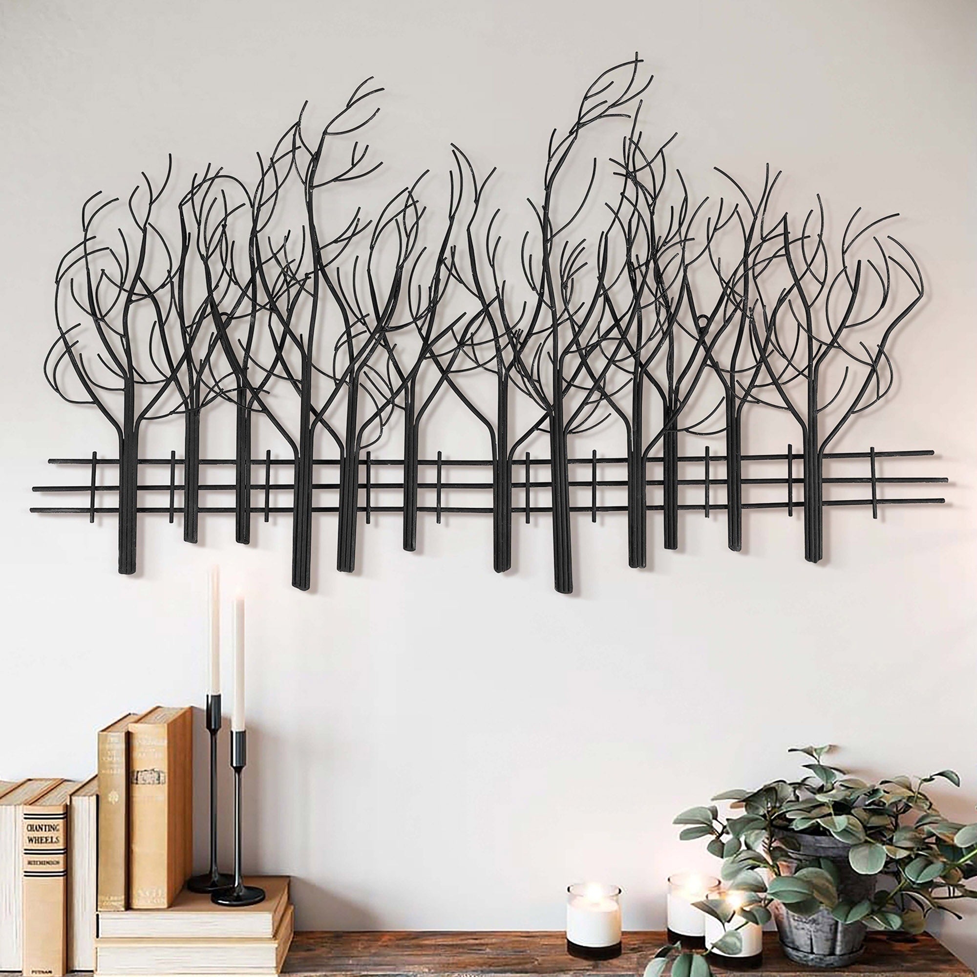 Décoration murale en métal noir : Champ d'arbres