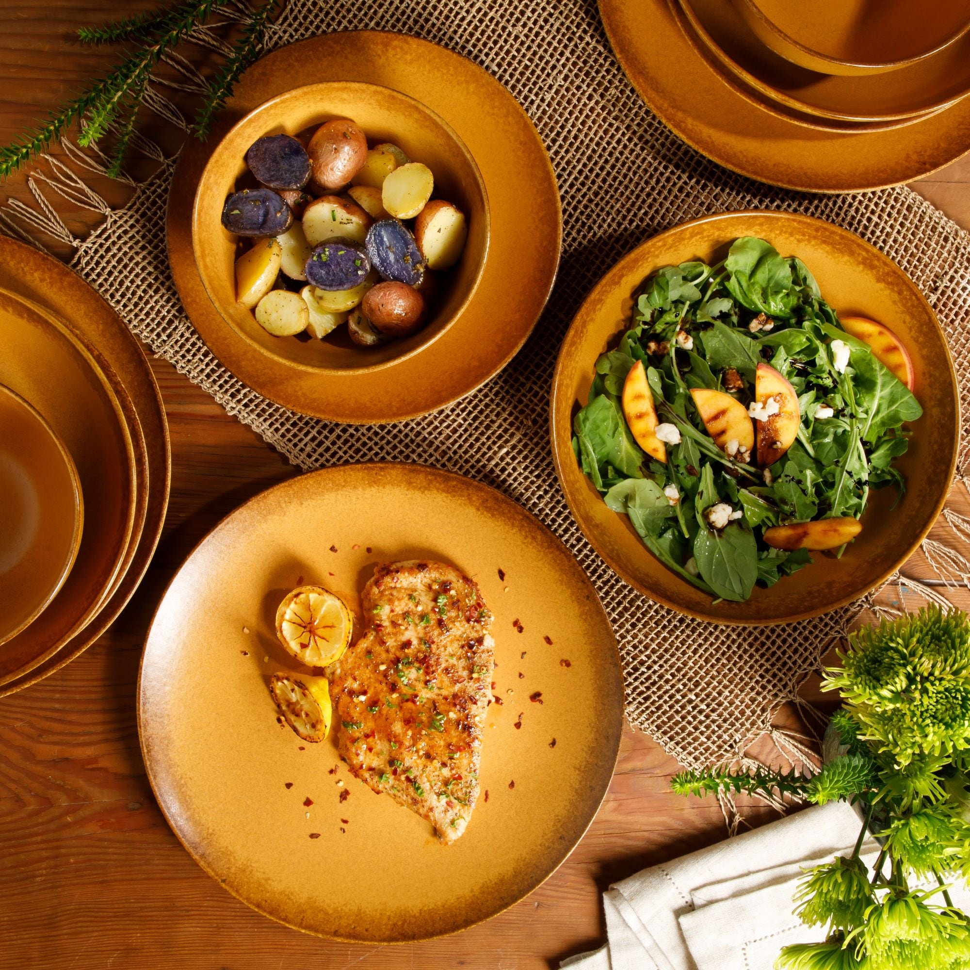 Ensemble de vaisselle Bloomhouse Palerme Soleil 16 pièces en grès à double bol avec glaçure réactive (assiettes et bols)